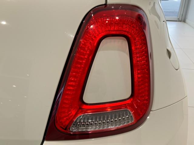 500 スーパーポップ 10thアニバーサリー 限定車 Uconnect ドラレコ ETC HIDヘッド キーレス 革巻きステアリング ディスプレイオーディオ(41枚目)