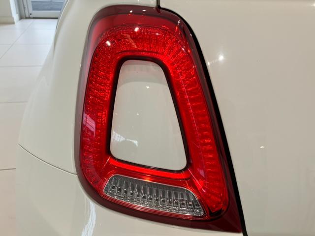 500 スーパーポップ 10thアニバーサリー 限定車 Uconnect ドラレコ ETC HIDヘッド キーレス 革巻きステアリング ディスプレイオーディオ(42枚目)