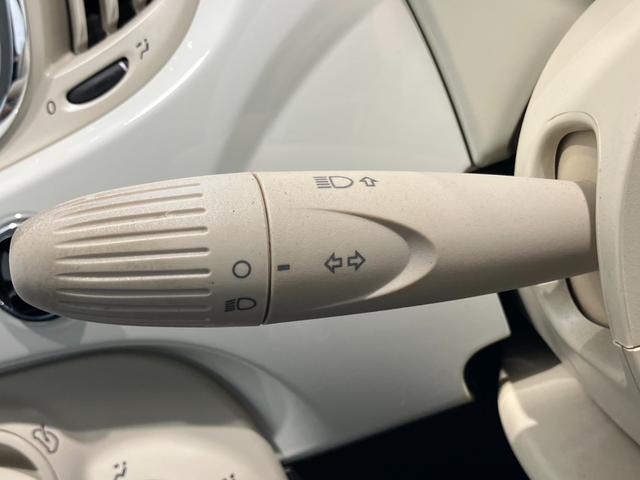 500 スーパーポップ 10thアニバーサリー 限定車 Uconnect ドラレコ ETC HIDヘッド キーレス 革巻きステアリング ディスプレイオーディオ(64枚目)