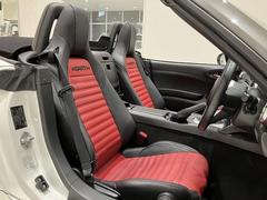 運転席も広々としており運転しやすい環境を実現しています☆ 7