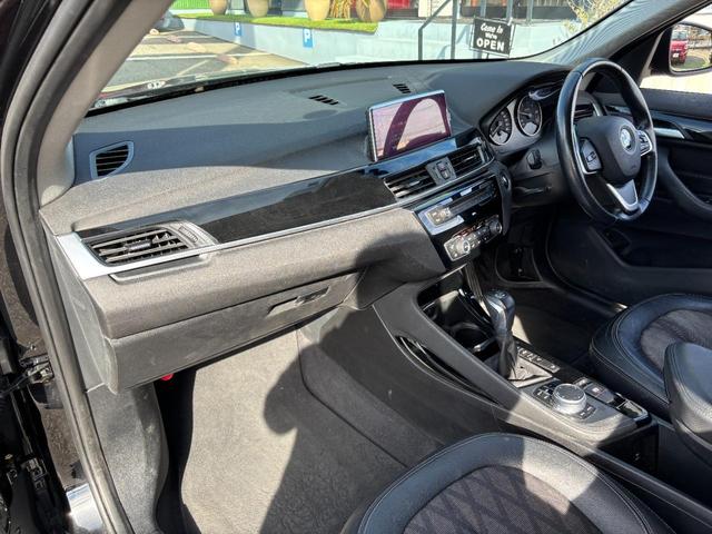 Ｘ１ ｘＤｒｉｖｅ　１８ｄ　ｘライン　純正ナビ／Ｂカメラ／Ｐバックゲート／ＥＴＣ／ディーゼルターボ／ＬＥＤヘッド／シートヒーター／ヒルディセントコントロール／フォグランプ／Ｂｌｕｅｔｏｏｔｈ／クルコン（52枚目）