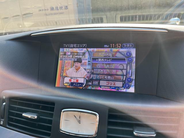 フーガ ３７０ＧＴ　社外マフラー　社外２０インチアルミ　ＨＤＤナビ　フルセグ　ＥＴＣ　Ｂカメラ　サイドカメラ　シートヒーター　シートクーラー　レーダークルコン　インパルエアロ　レーダー探知機　ドラレコ前後　シートメモリ（20枚目）