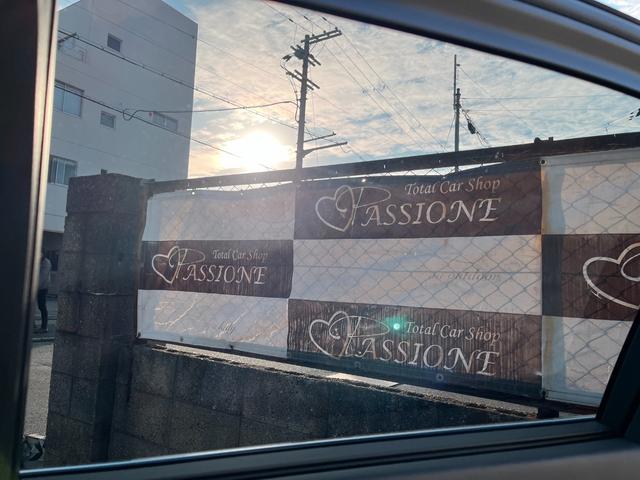 7シリーズ 740i プラスパッケージ ドライビングアシストプラス 20インチアルミ ローダウン 電動ガラスサンルーフ ベージュレザーシート ハーマンカードンサラウンドサウンド ドライビングアシストプラス オートトランク レーザーライト Bカメラ Fシートマッサージ付(32枚目)