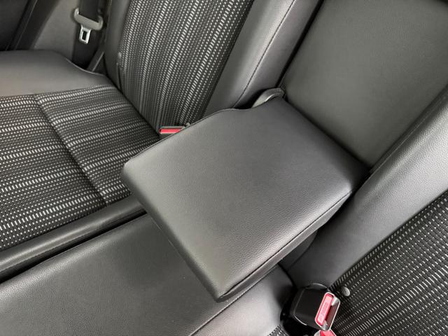 ヴェゼル ハイブリッドＺ・ホンダセンシング　／衝突軽減／ナビ／デジタルミラー型前後ドラレコ／Ｂｌｕｅｔｏｏｔｈ／バックカメラ／フルセグ／ＥＴＣ／レーダー探知機／ハーフレザーシート＆ヒーター／ＬＥＤヘッド／オートライト／パドルシフト／純正１７ＡＷ（34枚目）