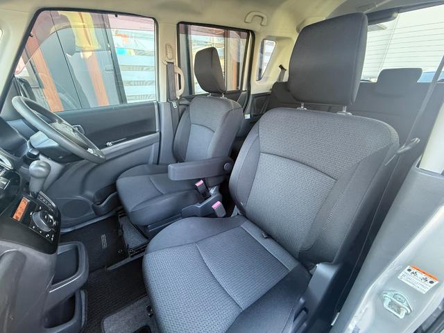 MITSUBISHI DELICA D:2 X