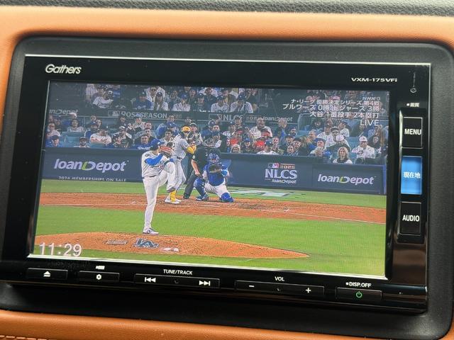 ヴェゼル ハイブリッドZ・ホンダセンシング /衝突軽減/純正ナビ/Bluetooth/バックモニター/フルセグ/ドライブレコーダー/ETC/シートヒーター/レーダークルーズ/ハーフレザーシート/LEDヘッドライト/オート格納ミラー/スマートキー(15枚目)