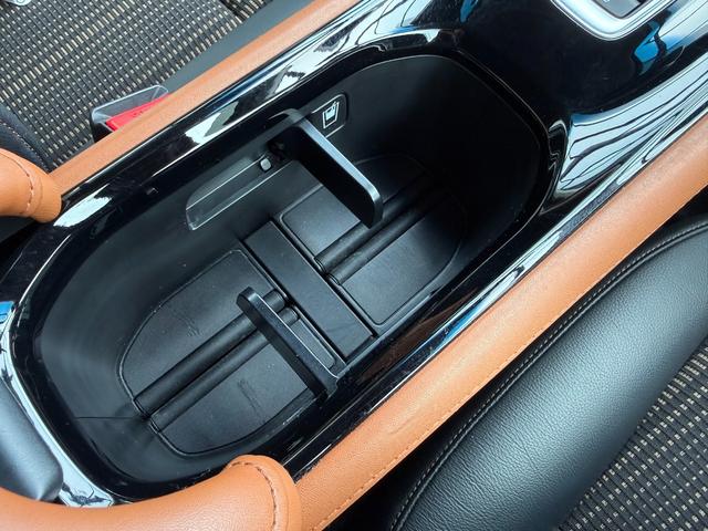 ヴェゼル ハイブリッドZ・ホンダセンシング /衝突軽減/純正ナビ/Bluetooth/バックモニター/フルセグ/ドライブレコーダー/ETC/シートヒーター/レーダークルーズ/ハーフレザーシート/LEDヘッドライト/オート格納ミラー/スマートキー(38枚目)