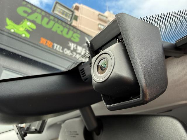 プリウス Sセーフティプラス /衝突軽減/9型ナビ/Bluetooth/フロント&バックモニター/フルセグ/ドラレコ/ETC/パーキングサポート/ソナー/レーダークルーズ/LEDヘッド/1オーナー/ヘッドアップディスプレイ(19枚目)