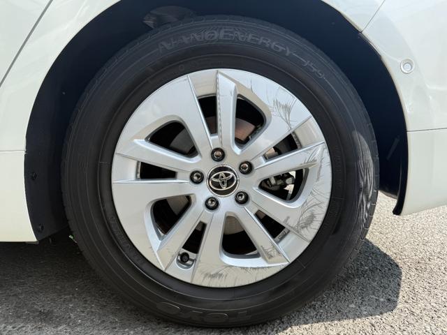 プリウス Sセーフティプラス /衝突軽減/9型ナビ/Bluetooth/フロント&バックモニター/フルセグ/ドラレコ/ETC/パーキングサポート/ソナー/レーダークルーズ/LEDヘッド/1オーナー/ヘッドアップディスプレイ(50枚目)