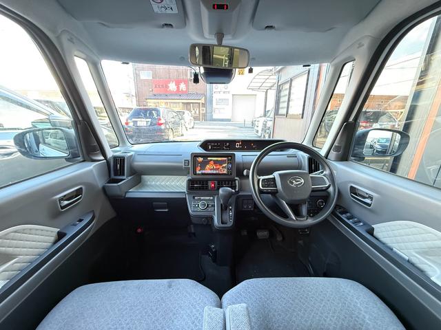 タント Xセレクション /衝突軽減/パワースライドドア/純正ナビ/Bluetooth/バックモニター/フルセグ/連動ドライブレコーダー/ETC/LEDヘッドライト/オート格納ミラー/ソナー/スマートキー/シートヒーター(3枚目)