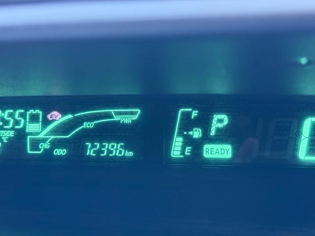 アクア S /スマートキー×2/純正ナビ/Bluetooth/HDMI/バックモニター/フルセグTV/ETC/ステアリングスイッチ/電動格納ミラー/オートライト(30枚目)