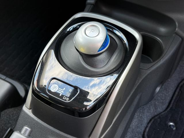 ノート e-パワー X モード・プレミア /エマージェンシーブレーキ/アラウンドビューモニター/デジタルインナーミラー/レーンディパーチャウォーニング/クリアランスソナー/スマートキー/オートライト/電動格納ミラー/1オーナー/禁煙車(25枚目)