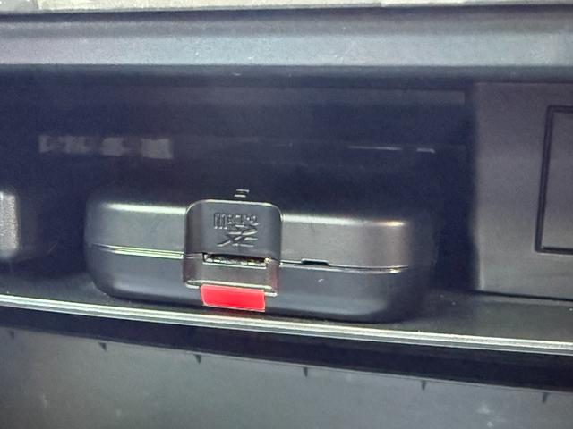 タフト Ｇ　メッキパック／衝突軽減／ガラスルーフ／純正ナビ／Ｂｌｕｅｔｏｏｔｈ／バックモニター／フルセグ／ドライブレコーダー／ＥＴＣ／コーナーセンサー／ＬＥＤヘッドオートライト／オート格納ミラー／電子パーキング（20枚目）