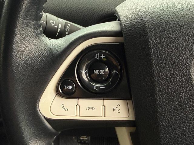 プリウス Ｓツーリングセレクション　エイムゲインバンパー／純正ナビ／Ｂｌｕｅｔｏｏｔｈ／バックモニター／フルセグ／ＥＴＣ／ソフトレザーシート／ＡＭＥ１９インチＡＷ／シートヒーター／ＬＥＤヘッドライト／オートライト／オート格納ミラー（22枚目）