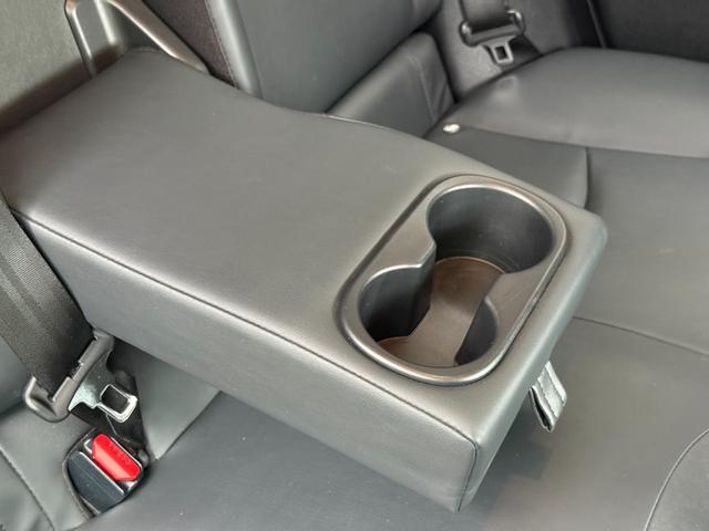 プリウス Ｓツーリングセレクション　エイムゲインバンパー／純正ナビ／Ｂｌｕｅｔｏｏｔｈ／バックモニター／フルセグ／ＥＴＣ／ソフトレザーシート／ＡＭＥ１９インチＡＷ／シートヒーター／ＬＥＤヘッドライト／オートライト／オート格納ミラー（33枚目）