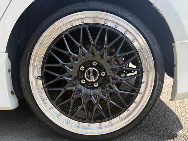 プリウス Ｓツーリングセレクション　エイムゲインバンパー／純正ナビ／Ｂｌｕｅｔｏｏｔｈ／バックモニター／フルセグ／ＥＴＣ／ソフトレザーシート／ＡＭＥ１９インチＡＷ／シートヒーター／ＬＥＤヘッドライト／オートライト／オート格納ミラー（39枚目）