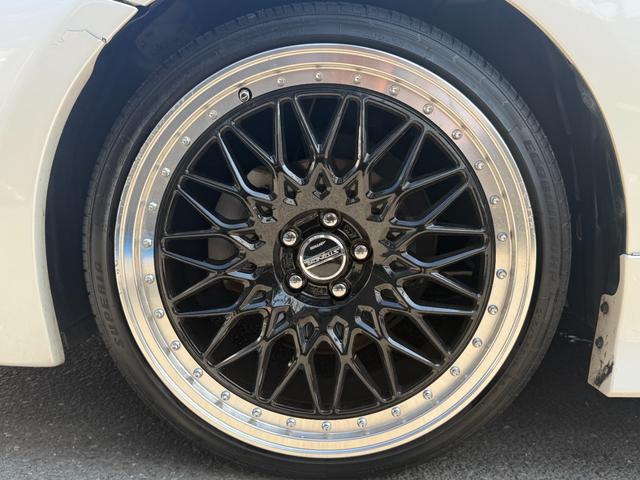 プリウス Ｓツーリングセレクション　エイムゲインバンパー／純正ナビ／Ｂｌｕｅｔｏｏｔｈ／バックモニター／フルセグ／ＥＴＣ／ソフトレザーシート／ＡＭＥ１９インチＡＷ／シートヒーター／ＬＥＤヘッドライト／オートライト／オート格納ミラー（41枚目）