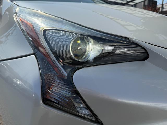 プリウス Ｓツーリングセレクション　エイムゲインバンパー／純正ナビ／Ｂｌｕｅｔｏｏｔｈ／バックモニター／フルセグ／ＥＴＣ／ソフトレザーシート／ＡＭＥ１９インチＡＷ／シートヒーター／ＬＥＤヘッドライト／オートライト／オート格納ミラー（48枚目）