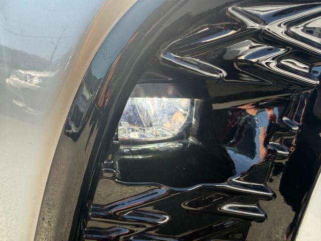 プリウス Ｓツーリングセレクション　エイムゲインバンパー／純正ナビ／Ｂｌｕｅｔｏｏｔｈ／バックモニター／フルセグ／ＥＴＣ／ソフトレザーシート／ＡＭＥ１９インチＡＷ／シートヒーター／ＬＥＤヘッドライト／オートライト／オート格納ミラー（49枚目）