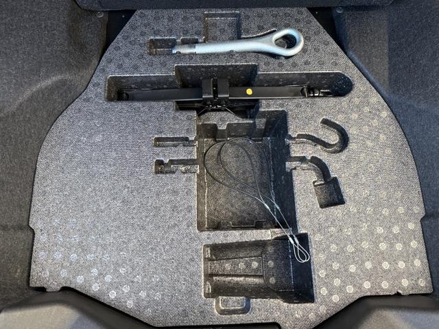 コペン ローブ /5速MT/カロッツェリアナビ/Bluetooth/バックモニター/テレビ/ETC/シートヒーター/ドライブレコーダー/スマートキー/LEDヘッドライト/オートライト(9枚目)