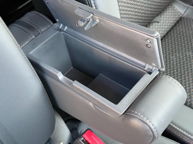 ハスラー Ｊターボ　ブラックインテリアパッケージ／ハイブリッド／衝突軽減／８型ナビ／Ｂｌｕｅｔｏｏｔｈ／Ｒカメラ／フルセグ／ドラレコ／ＥＴＣ／ハーフレザー／シートヒーター／クルコン／ＨＩＤヘッド／純正１５ＡＷ／１オーナー（33枚目）