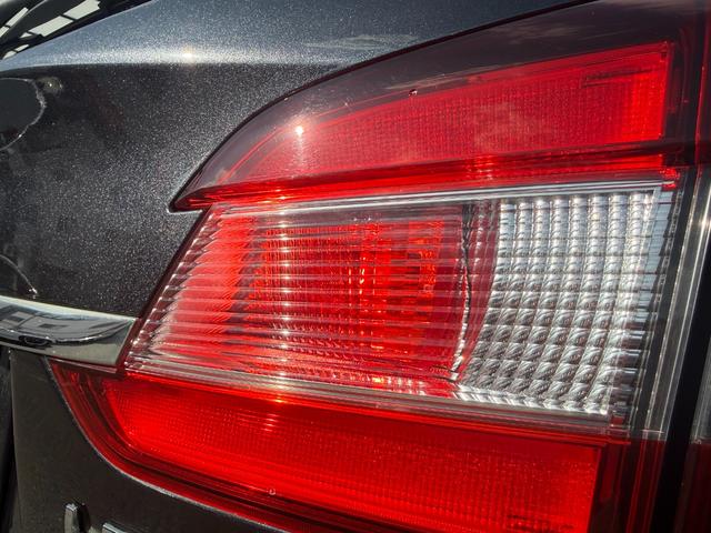 レヴォーグ ２．０ＳＴＩスポーツアイサイト　／サンルーフ／レザーシート／純正ナビ／ＨＤＭＩ／Ｂｌｕｅｔｏｏｔｈ／バック＆サイドモニター／フルセグ／ＥＴＣ／レーダークルーズ／ブラインドスポットモニターメモリーシート／シートヒーター／ＬＥＤヘッド／（64枚目）