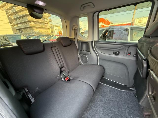 Ｎ－ＢＯＸカスタム Ｇ　ＳＳパッケージ　ツートンカラースタイル／パワースライドドア／シートヒーター／スマートキー×２／ＥＴＣ／カロッツェリアオーディオ／ＡＵＸ／ＨＩＤヘッドライト／オートライト／オート格納ミラー／純正１４インチアルミホイール（7枚目）