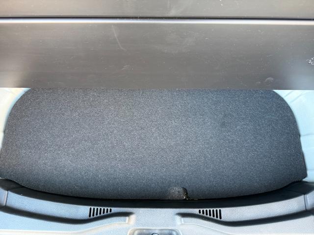 Ｎ－ＢＯＸカスタム Ｇ　ＳＳパッケージ　ツートンカラースタイル／パワースライドドア／シートヒーター／スマートキー×２／ＥＴＣ／カロッツェリアオーディオ／ＡＵＸ／ＨＩＤヘッドライト／オートライト／オート格納ミラー／純正１４インチアルミホイール（11枚目）