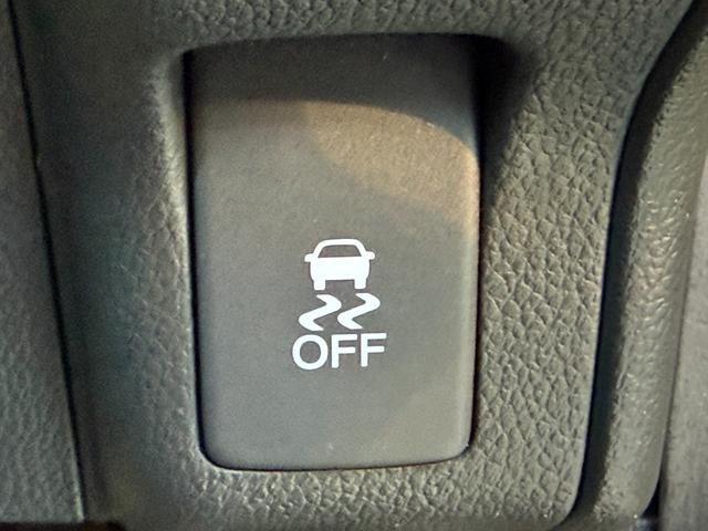 Ｎ－ＢＯＸカスタム Ｇ　ＳＳパッケージ　ツートンカラースタイル／パワースライドドア／シートヒーター／スマートキー×２／ＥＴＣ／カロッツェリアオーディオ／ＡＵＸ／ＨＩＤヘッドライト／オートライト／オート格納ミラー／純正１４インチアルミホイール（19枚目）