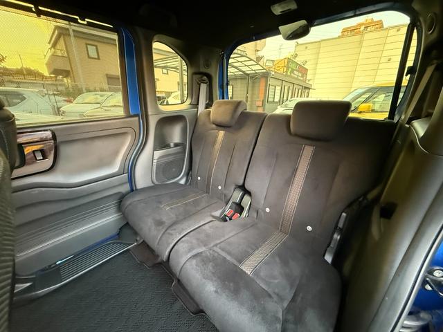 N-BOXカスタム G・Lホンダセンシング /衝突軽減/パワースライドドア/ナビ/Bluetooth/バックモニター/フルセグ/ドライブレコーダー/ETC/レーダークルーズ/LEDヘッドライト/オートライト(8枚目)