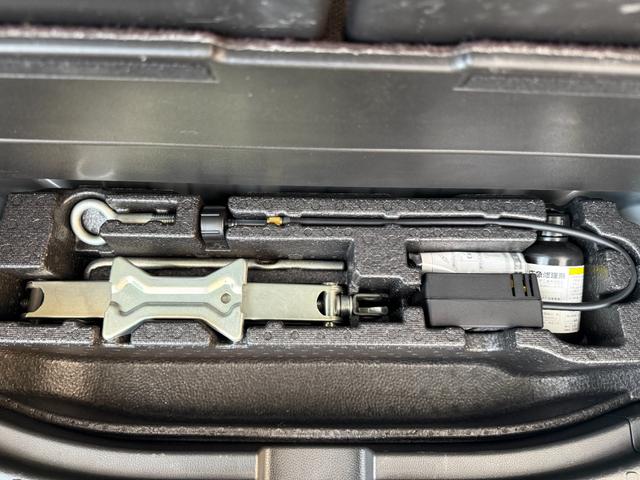 N-BOXカスタム G・Lホンダセンシング /衝突軽減/パワースライドドア/ナビ/Bluetooth/バックモニター/フルセグ/ドライブレコーダー/ETC/レーダークルーズ/LEDヘッドライト/オートライト(11枚目)