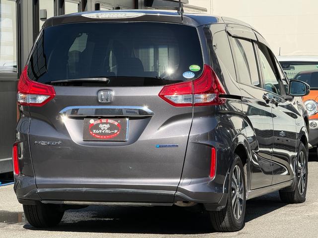 フリード＋ハイブリッド ハイブリッドＧ・ホンダセンシング　／衝突軽減／両側パワースライドドア／純正ナビ／Ｂｌｕｅｔｏｏｔｈ／バックモニター／フルセグ／ＥＴＣ／ＬＥＤヘッドライト／オートライト／ステアリングスイッチ／純正１５インチアルミホイール（2枚目）