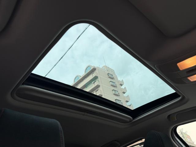 アクセラスポーツ ＸＤ　／サンルーフ／衝突軽減／ＢＯＳＥ／ナビ／Ｂｌｕｅｔｏｏｔｈ／バックカメラ／フルセグ／前後ドラレコ／ＥＴＣ／ハーフレザー／パワーシート／シートヒーター／ソナー／ヘッドアップディスプレイ／レーダークルーズ（4枚目）