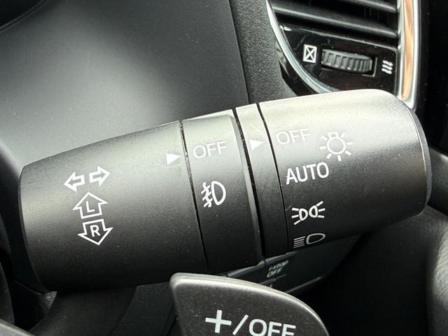 アクセラスポーツ ＸＤ　／サンルーフ／衝突軽減／ＢＯＳＥ／ナビ／Ｂｌｕｅｔｏｏｔｈ／バックカメラ／フルセグ／前後ドラレコ／ＥＴＣ／ハーフレザー／パワーシート／シートヒーター／ソナー／ヘッドアップディスプレイ／レーダークルーズ（30枚目）