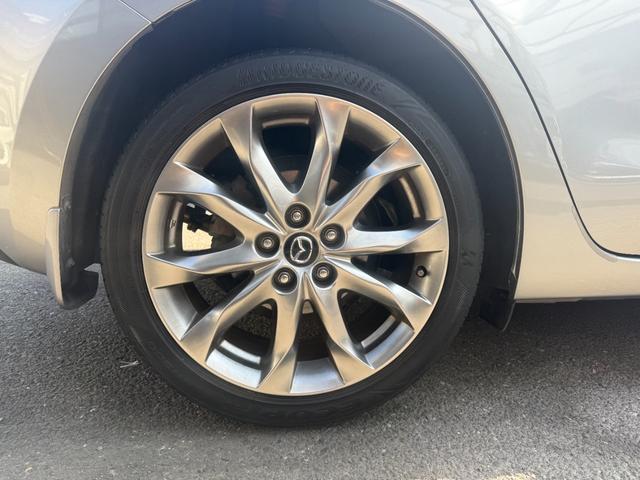 アクセラスポーツ ＸＤ　／サンルーフ／衝突軽減／ＢＯＳＥ／ナビ／Ｂｌｕｅｔｏｏｔｈ／バックカメラ／フルセグ／前後ドラレコ／ＥＴＣ／ハーフレザー／パワーシート／シートヒーター／ソナー／ヘッドアップディスプレイ／レーダークルーズ（37枚目）