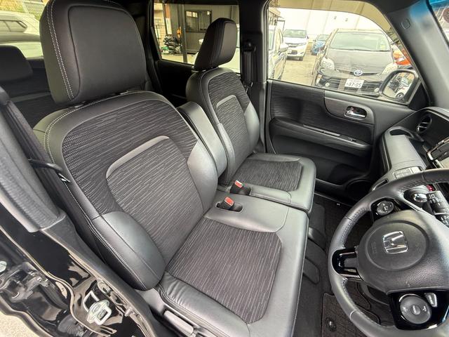 N-ONE プレミアム /衝突軽減/純正ナビ/Bluetooth/フルセグ/ビルトインETC/ドライブレコーダー/クルーズコントロール/ハーフレザーシート/HIDヘッドライト/オートライト/電動格納ミラー/スマートキー(5枚目)