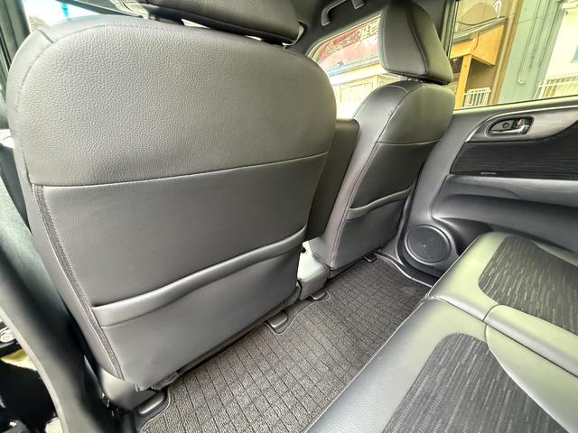 N-ONE プレミアム /衝突軽減/純正ナビ/Bluetooth/フルセグ/ビルトインETC/ドライブレコーダー/クルーズコントロール/ハーフレザーシート/HIDヘッドライト/オートライト/電動格納ミラー/スマートキー(9枚目)