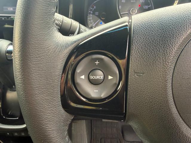 N-ONE プレミアム /衝突軽減/純正ナビ/Bluetooth/フルセグ/ビルトインETC/ドライブレコーダー/クルーズコントロール/ハーフレザーシート/HIDヘッドライト/オートライト/電動格納ミラー/スマートキー(19枚目)