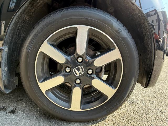 N-ONE プレミアム /衝突軽減/純正ナビ/Bluetooth/フルセグ/ビルトインETC/ドライブレコーダー/クルーズコントロール/ハーフレザーシート/HIDヘッドライト/オートライト/電動格納ミラー/スマートキー(29枚目)