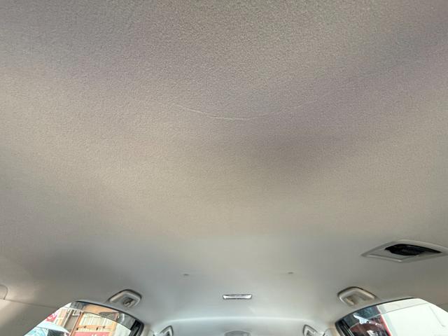 プリウスアルファ Ｓツーリングセレクション　／カロッツェリアナビ／Ｂｌｕｅｔｏｏｔｈ／バックモニター／フルセグ／クルーズコントロール／スマートキー／ＬＥＤヘッドライト／オートライト／電動格納ミラー／純正スポイラー／純正１６インチアルミホイール（4枚目）