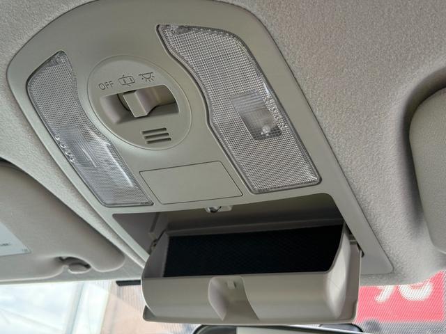 プリウスアルファ Ｓツーリングセレクション　／カロッツェリアナビ／Ｂｌｕｅｔｏｏｔｈ／バックモニター／フルセグ／クルーズコントロール／スマートキー／ＬＥＤヘッドライト／オートライト／電動格納ミラー／純正スポイラー／純正１６インチアルミホイール（31枚目）