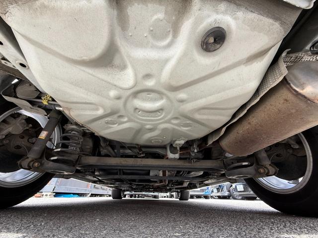 プリウスアルファ Ｓツーリングセレクション　／カロッツェリアナビ／Ｂｌｕｅｔｏｏｔｈ／バックモニター／フルセグ／クルーズコントロール／スマートキー／ＬＥＤヘッドライト／オートライト／電動格納ミラー／純正スポイラー／純正１６インチアルミホイール（38枚目）