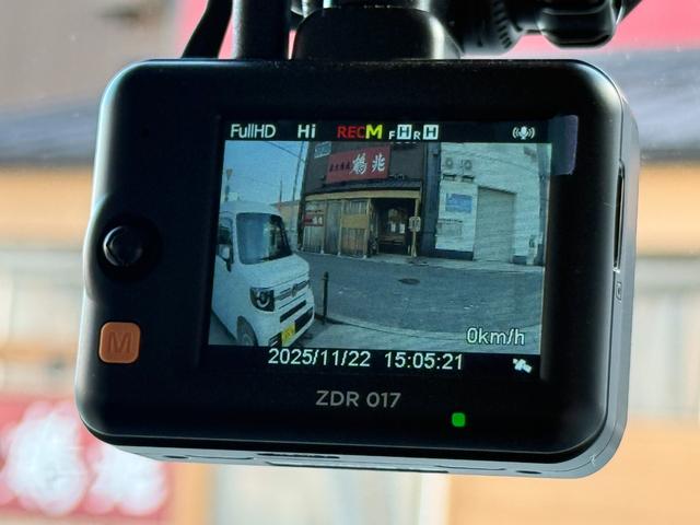 スペーシアカスタム ハイブリッドXSターボ /9型ナビ/全方位モニター/両側パワースライドドア/衝突軽減/レーダークルーズ/Bluetooth/ETC/前後ドラレコ/LEDヘッド/ハーフレザー/ハンドル&シートヒーター/ヘッドアップディスプレイ(21枚目)