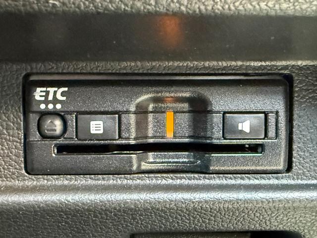 スペーシアカスタム ハイブリッドXSターボ /9型ナビ/全方位モニター/両側パワースライドドア/衝突軽減/レーダークルーズ/Bluetooth/ETC/前後ドラレコ/LEDヘッド/ハーフレザー/ハンドル&シートヒーター/ヘッドアップディスプレイ(22枚目)