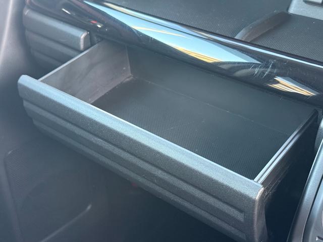 スペーシアカスタム ハイブリッドXSターボ /9型ナビ/全方位モニター/両側パワースライドドア/衝突軽減/レーダークルーズ/Bluetooth/ETC/前後ドラレコ/LEDヘッド/ハーフレザー/ハンドル&シートヒーター/ヘッドアップディスプレイ(41枚目)