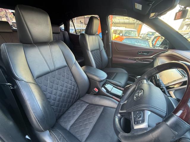 ハリアー プレミアム　／衝突軽減／９型ナビ／Ｂｌｕｅｔｏｏｔｈ／バック＆フロントモニター／フルセグ／前後ドライブレコーダー／電動リアゲート／レーダークルーズ／クリアランスソナー／ハーフレザーシート／パワーシート（5枚目）