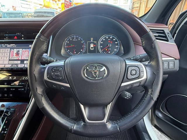 ハリアー プレミアム　／衝突軽減／９型ナビ／Ｂｌｕｅｔｏｏｔｈ／バック＆フロントモニター／フルセグ／前後ドライブレコーダー／電動リアゲート／レーダークルーズ／クリアランスソナー／ハーフレザーシート／パワーシート（24枚目）