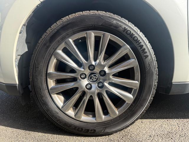 ハリアー プレミアム　／衝突軽減／９型ナビ／Ｂｌｕｅｔｏｏｔｈ／バック＆フロントモニター／フルセグ／前後ドライブレコーダー／電動リアゲート／レーダークルーズ／クリアランスソナー／ハーフレザーシート／パワーシート（38枚目）