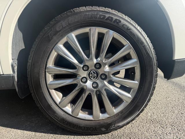 ハリアー プレミアム　／衝突軽減／９型ナビ／Ｂｌｕｅｔｏｏｔｈ／バック＆フロントモニター／フルセグ／前後ドライブレコーダー／電動リアゲート／レーダークルーズ／クリアランスソナー／ハーフレザーシート／パワーシート（39枚目）