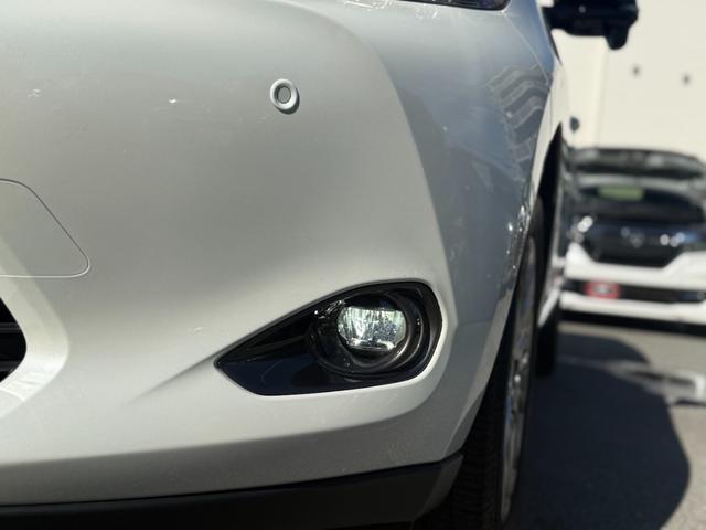 ハリアー プレミアム　／衝突軽減／９型ナビ／Ｂｌｕｅｔｏｏｔｈ／バック＆フロントモニター／フルセグ／前後ドライブレコーダー／電動リアゲート／レーダークルーズ／クリアランスソナー／ハーフレザーシート／パワーシート（48枚目）